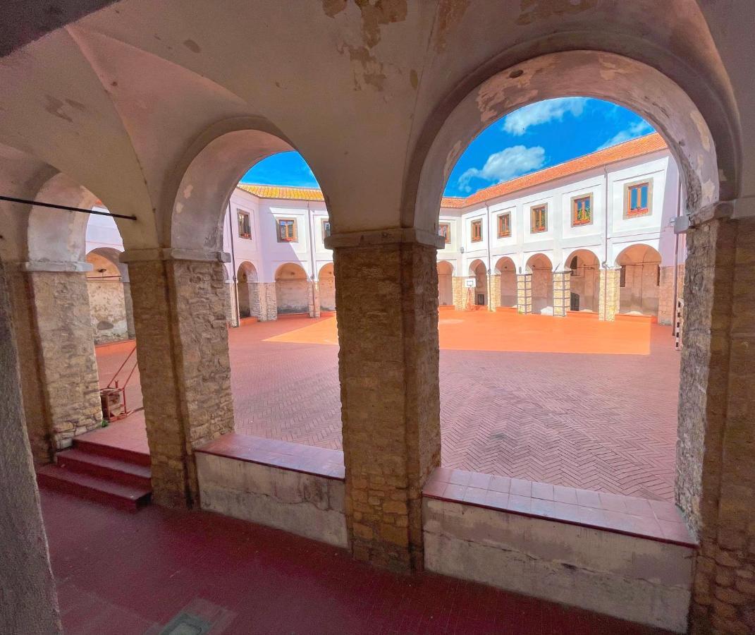 B&B Chiostro San Marco Tarquinia Bagian luar foto
