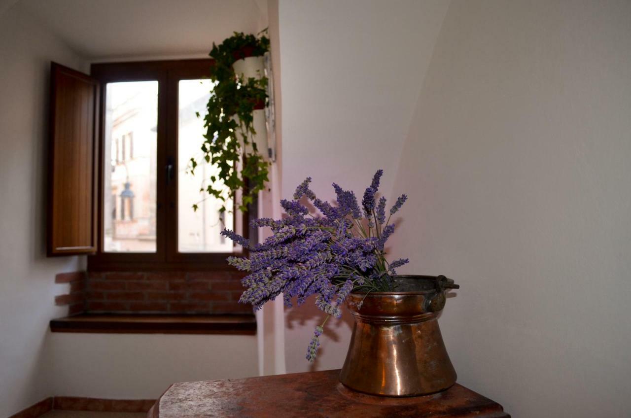 B&B Chiostro San Marco Tarquinia Bagian luar foto