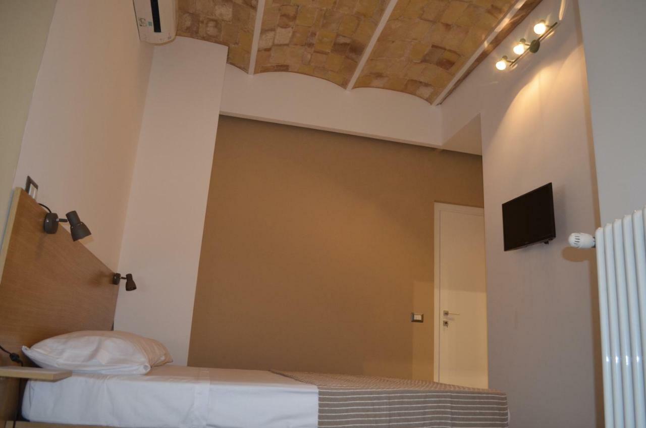B&B Chiostro San Marco Tarquinia Bagian luar foto